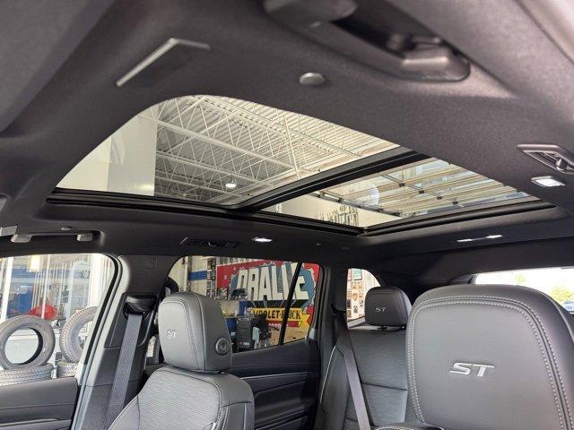 new 2026 Buick Enclave car, priced at $53,277