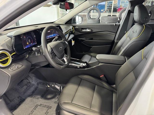 new 2025 Chevrolet Trax car, priced at $26,690