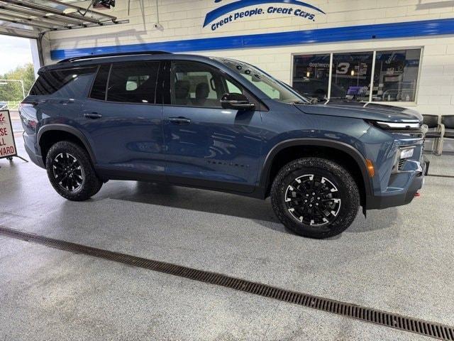 new 2026 Chevrolet Traverse car, priced at $52,470