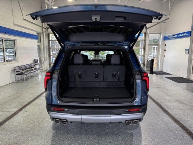 new 2026 Chevrolet Traverse car