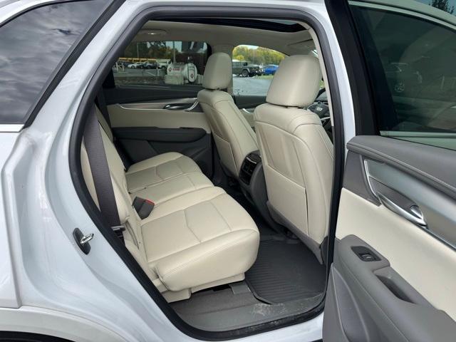 used 2023 Cadillac XT5 car, priced at $36,500