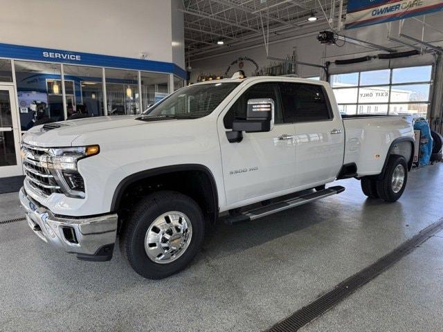 new 2025 Chevrolet Silverado 3500 car, priced at $84,575