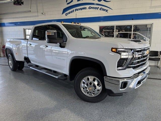 new 2025 Chevrolet Silverado 3500 car, priced at $84,575