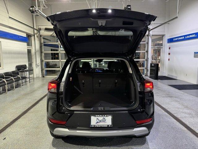 new 2025 Chevrolet TrailBlazer car, priced at $27,500