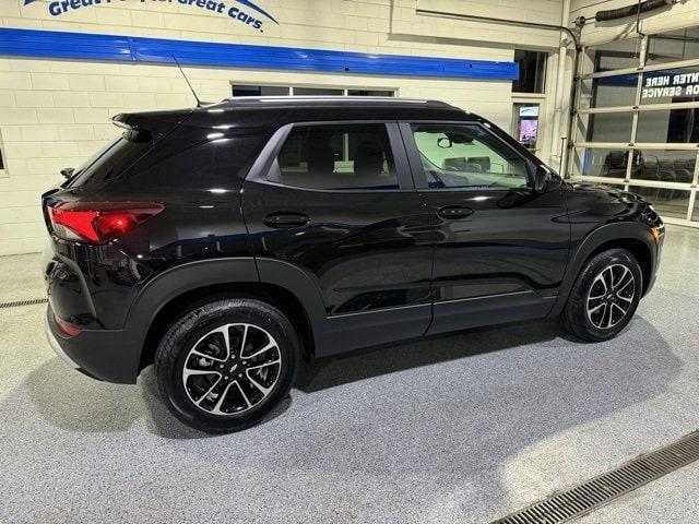 new 2025 Chevrolet TrailBlazer car, priced at $27,500