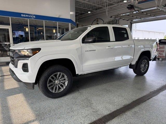 new 2025 Chevrolet Colorado car, priced at $39,795