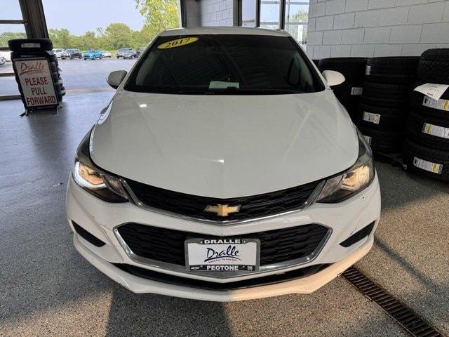 used 2017 Chevrolet Cruze car