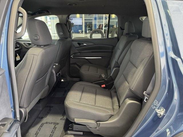 new 2025 Chevrolet Traverse car, priced at $42,195