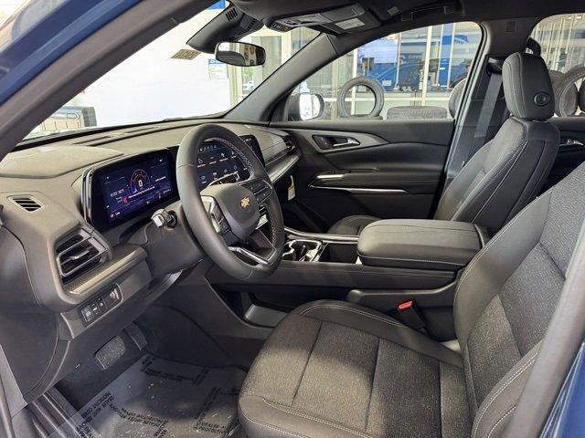 new 2025 Chevrolet Traverse car, priced at $42,195