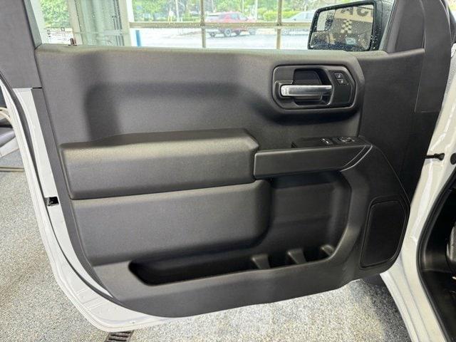 new 2025 Chevrolet Silverado 1500 car, priced at $34,690
