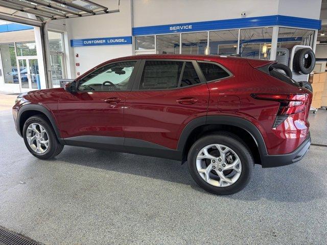 new 2025 Chevrolet Trax car, priced at $23,285