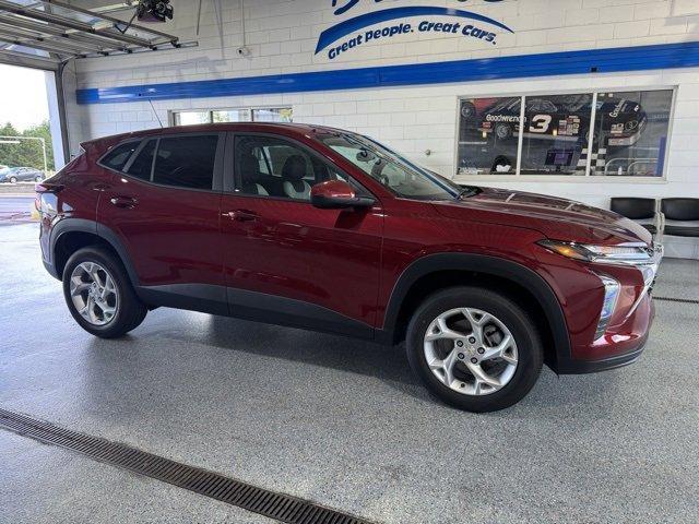 new 2025 Chevrolet Trax car, priced at $23,285