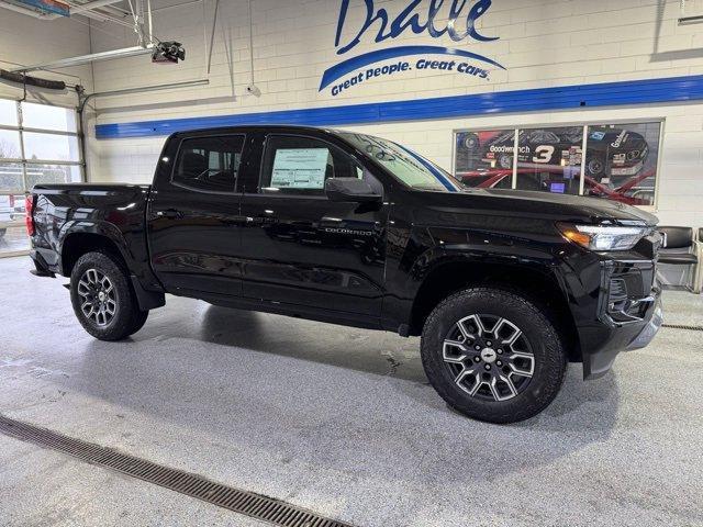 new 2025 Chevrolet Colorado car