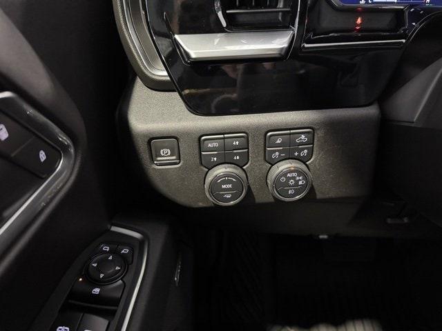 new 2025 Chevrolet Silverado 1500 car, priced at $60,500