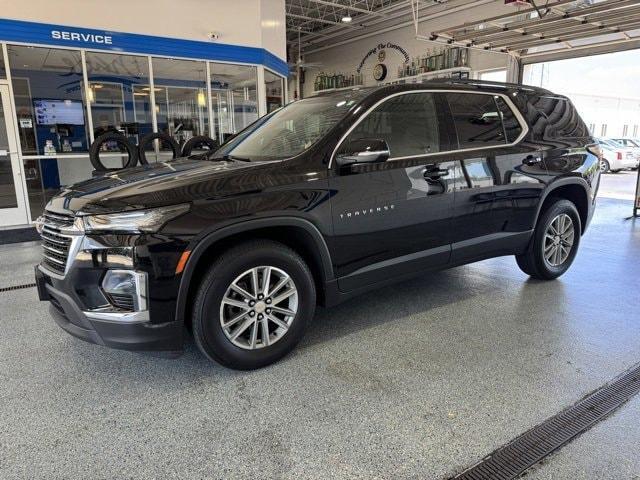 used 2023 Chevrolet Traverse car, priced at $33,000