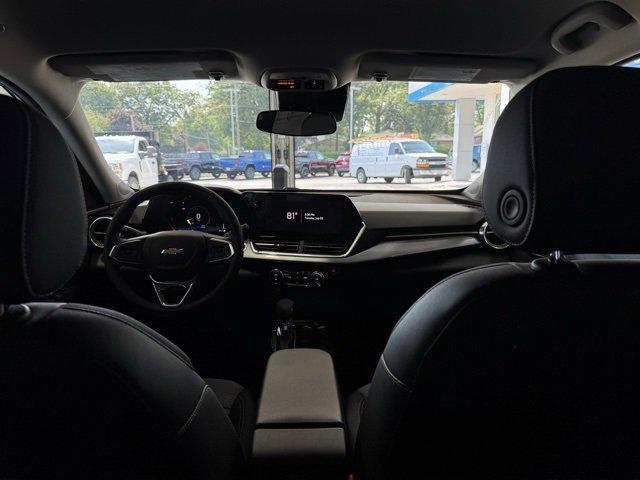 new 2025 Chevrolet Trax car, priced at $23,700