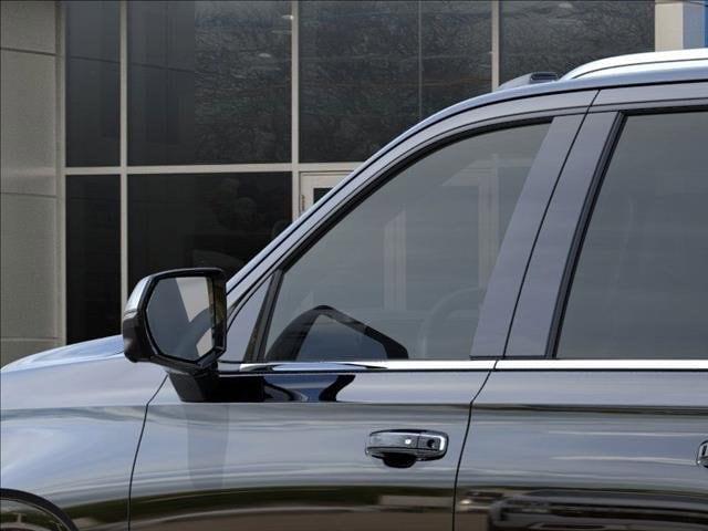 new 2025 Chevrolet Suburban car, priced at $86,205