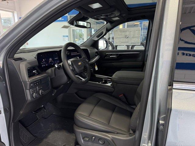 new 2025 Chevrolet Suburban car, priced at $76,605