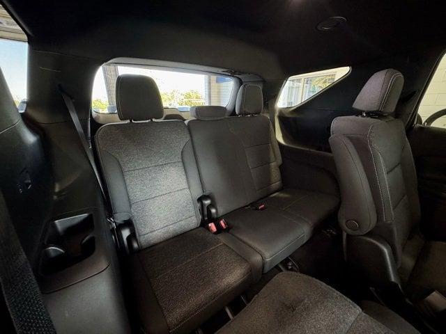 new 2025 Chevrolet Traverse car, priced at $44,000