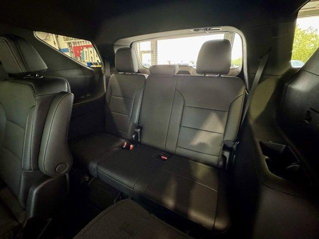 new 2025 Chevrolet Traverse car, priced at $44,060