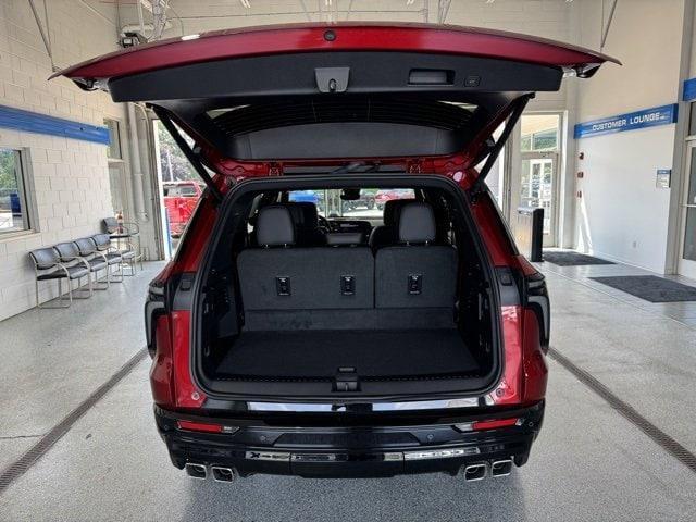 new 2025 Chevrolet Traverse car, priced at $60,055