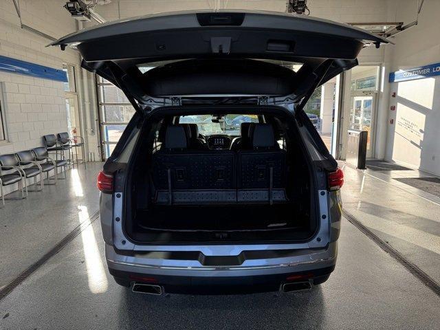 used 2023 Chevrolet Traverse car, priced at $35,000
