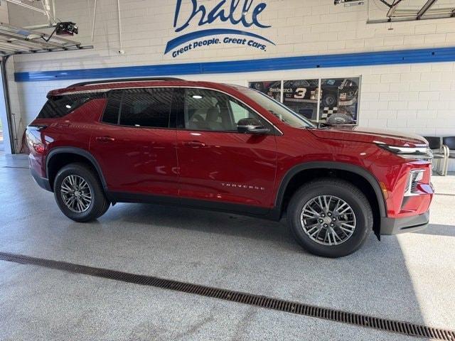 new 2025 Chevrolet Traverse car, priced at $43,555