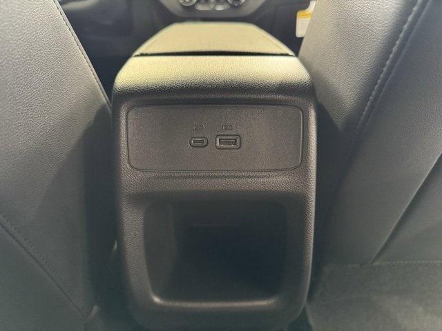 new 2025 Buick Envista car, priced at $25,500