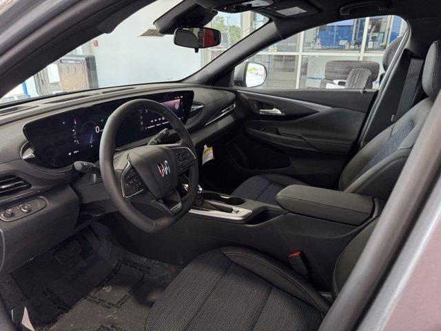new 2025 Buick Envista car, priced at $26,000