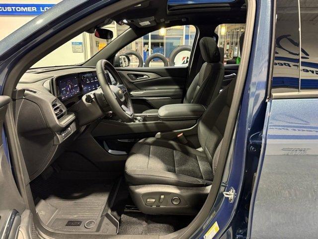 new 2026 Chevrolet Traverse car, priced at $47,620