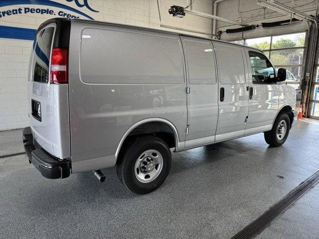 new 2025 Chevrolet Express 2500 car, priced at $46,000
