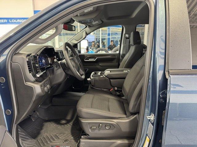 new 2025 Chevrolet Silverado 2500 car, priced at $67,165