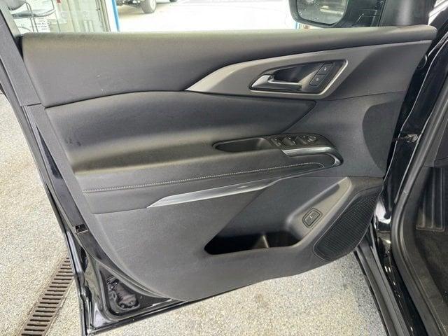 used 2024 Chevrolet Traverse car, priced at $35,000
