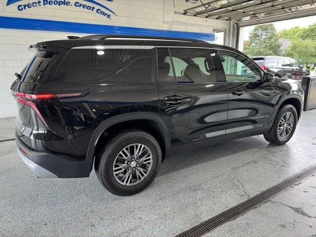 used 2024 Chevrolet Traverse car, priced at $35,000