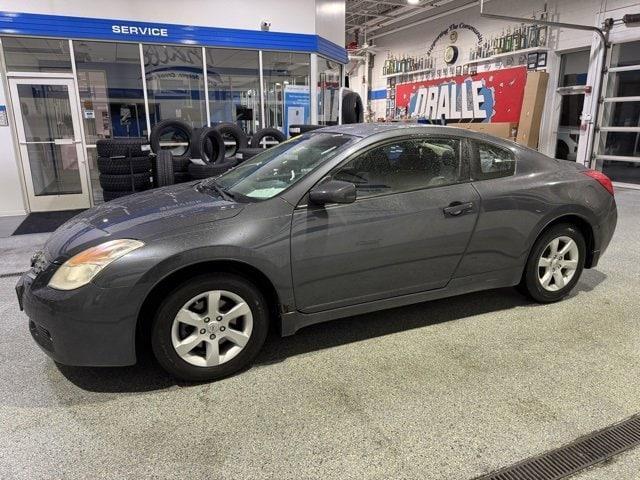 used 2008 Nissan Altima car, priced at $4,500