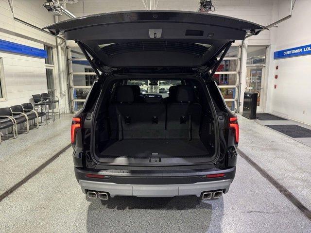 new 2026 Chevrolet Traverse car, priced at $42,695