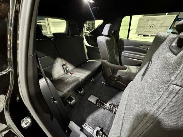 new 2026 Chevrolet Traverse car, priced at $42,695