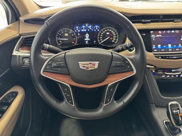 used 2017 Cadillac XT5 car, priced at $23,000