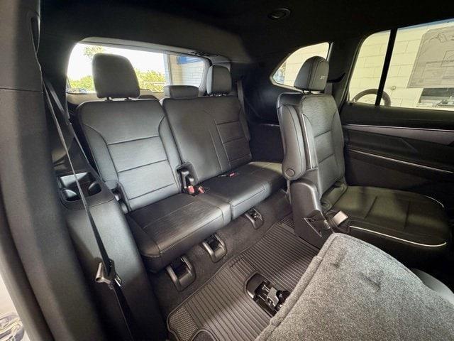 new 2025 Buick Enclave car, priced at $48,900