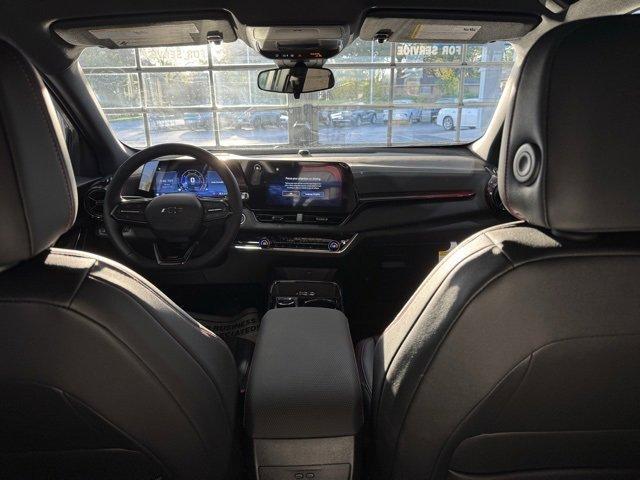 new 2026 Chevrolet Equinox car, priced at $33,377