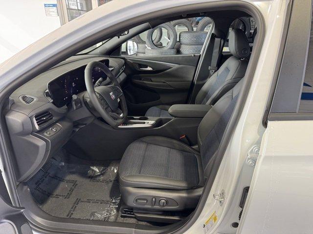 new 2025 Buick Envista car, priced at $26,785