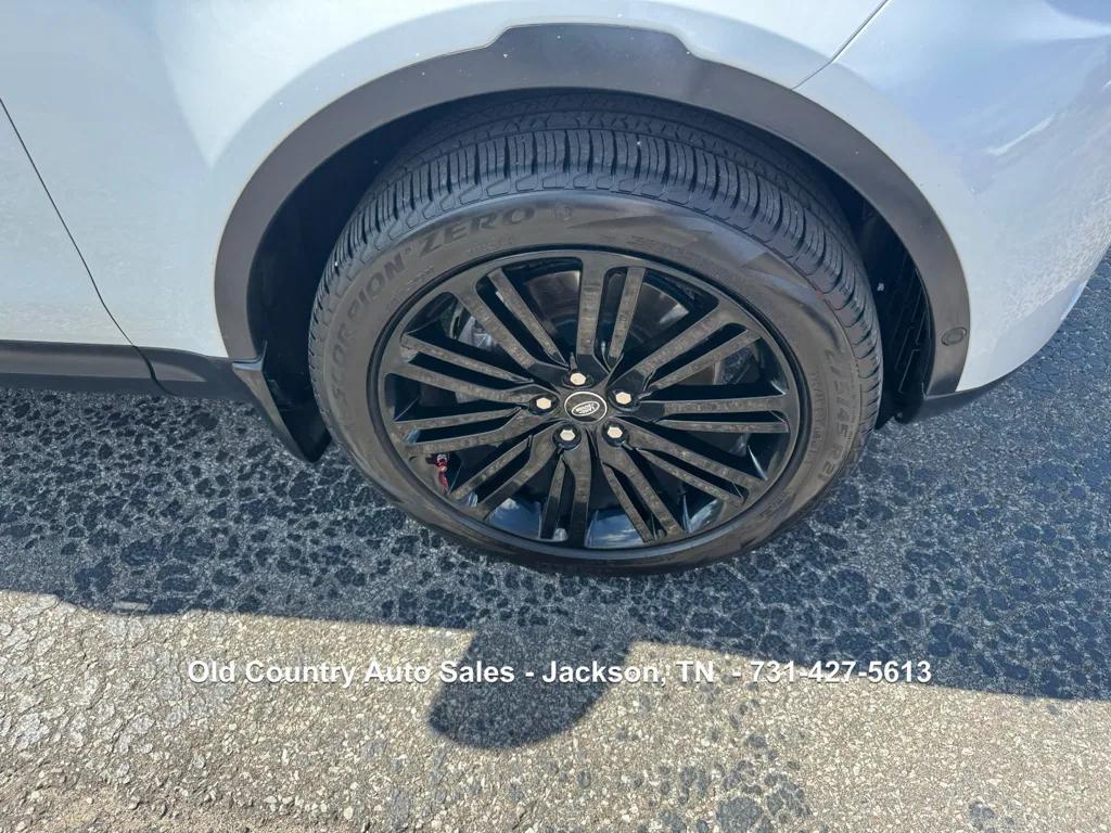 used 2019 Land Rover Discovery car, priced at $24,988