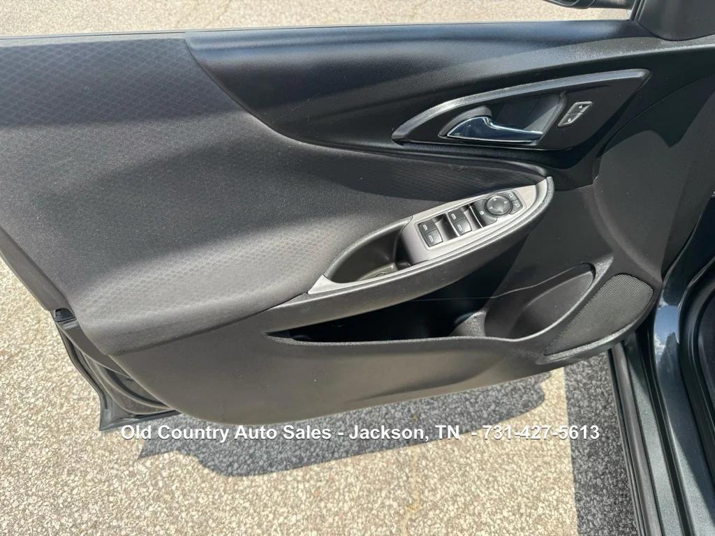 used 2018 Chevrolet Malibu car, priced at $10,988