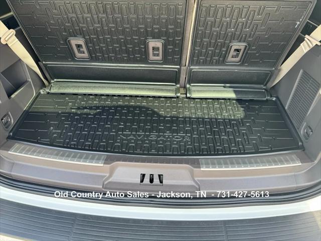 used 2024 Lincoln Navigator car, priced at $82,988