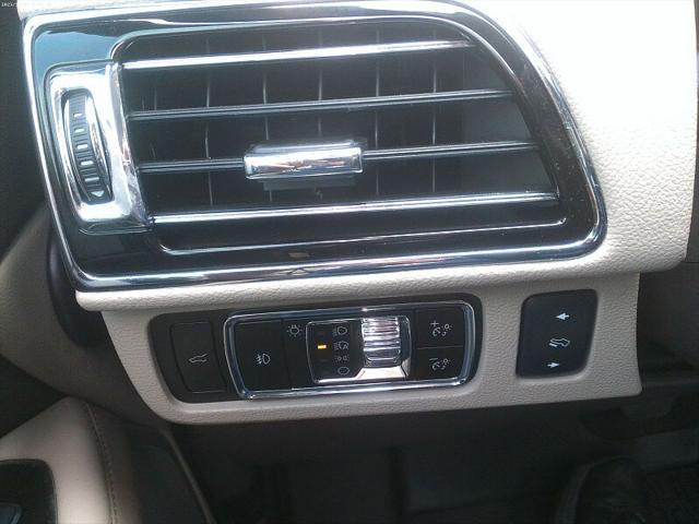 used 2024 Lincoln Navigator car, priced at $82,998