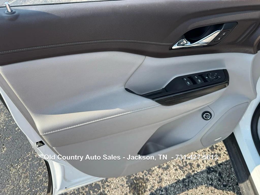 used 2019 GMC Acadia car, priced at $19,988