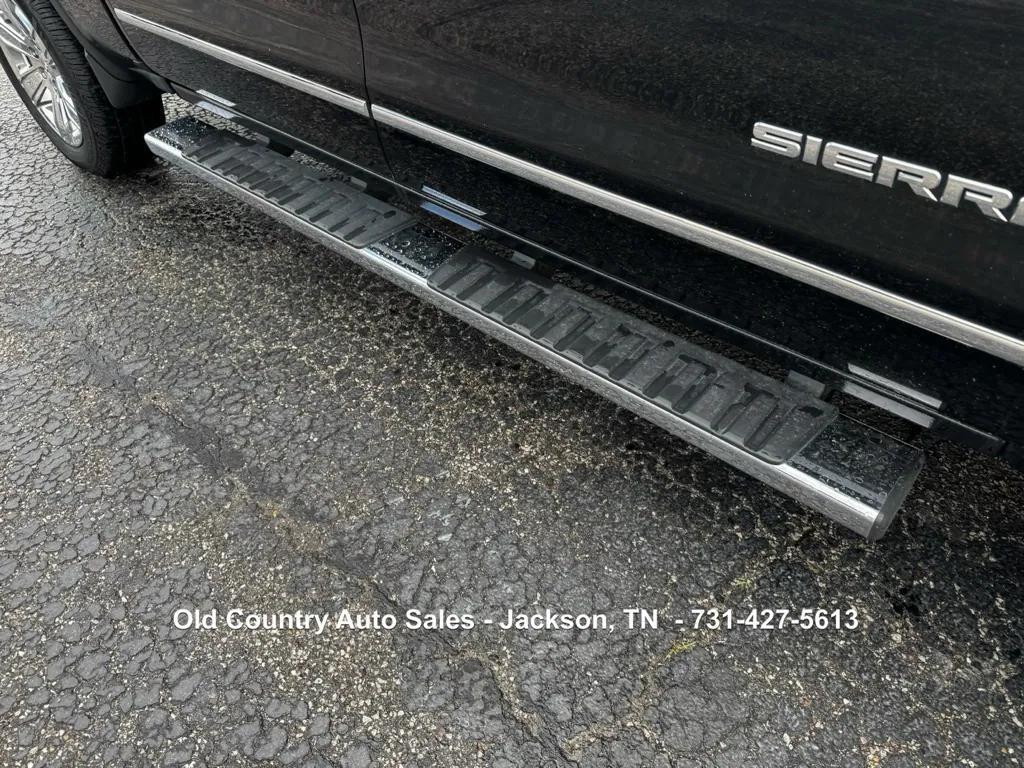 used 2018 GMC Sierra 1500 car, priced at $30,988