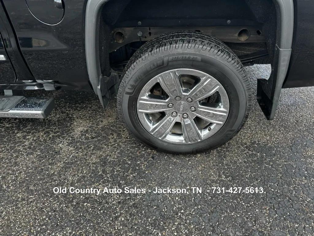 used 2018 GMC Sierra 1500 car, priced at $30,988