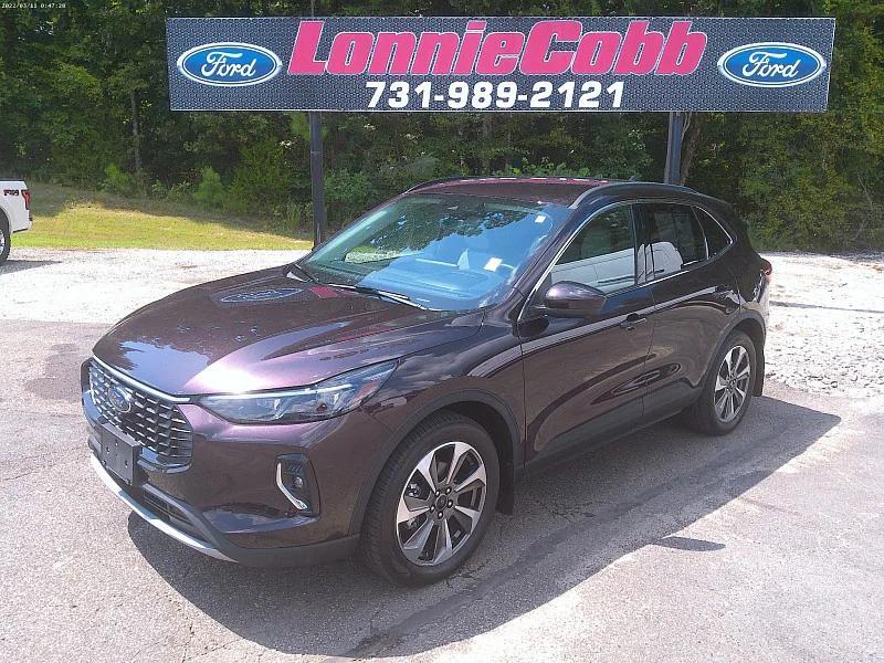 used 2023 Ford Escape car, priced at $30,398