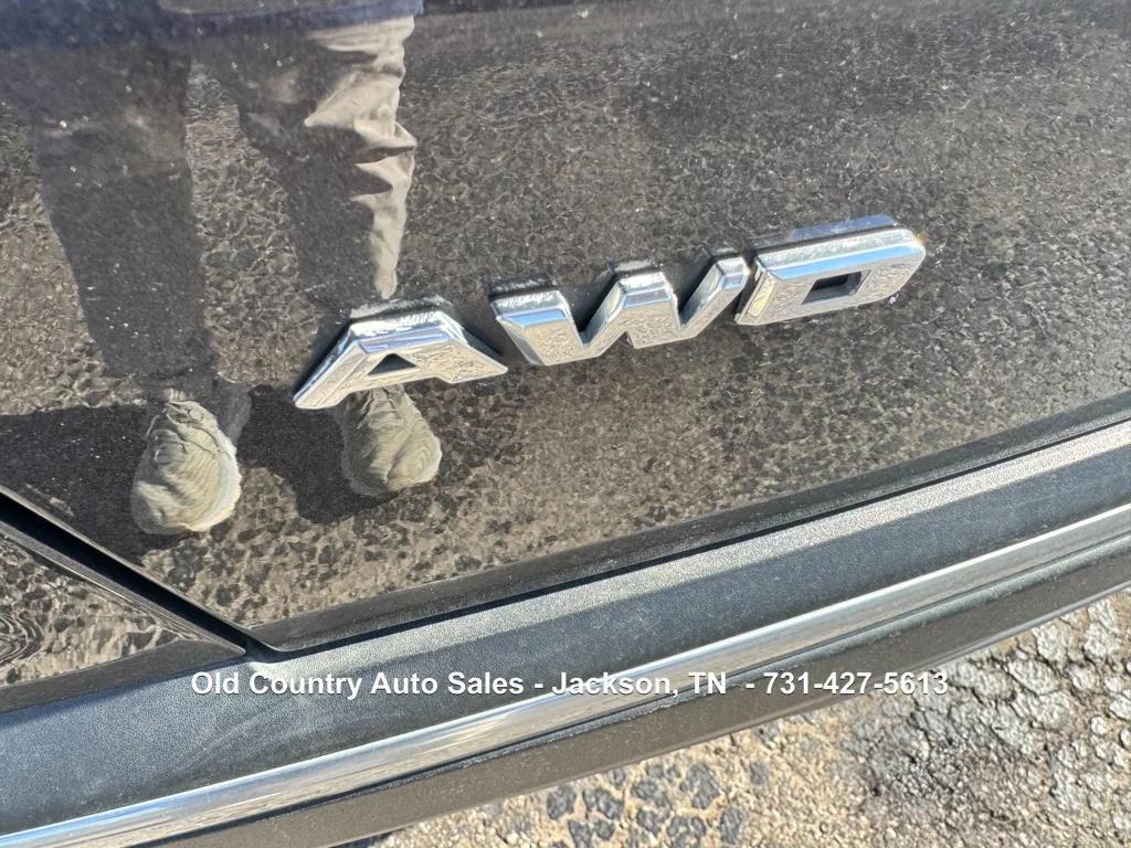 used 2017 Cadillac XT5 car, priced at $16,988